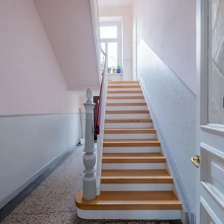 Design Altbautraum In Der - Naehe Dus & Dortmund & Koeln & Essen